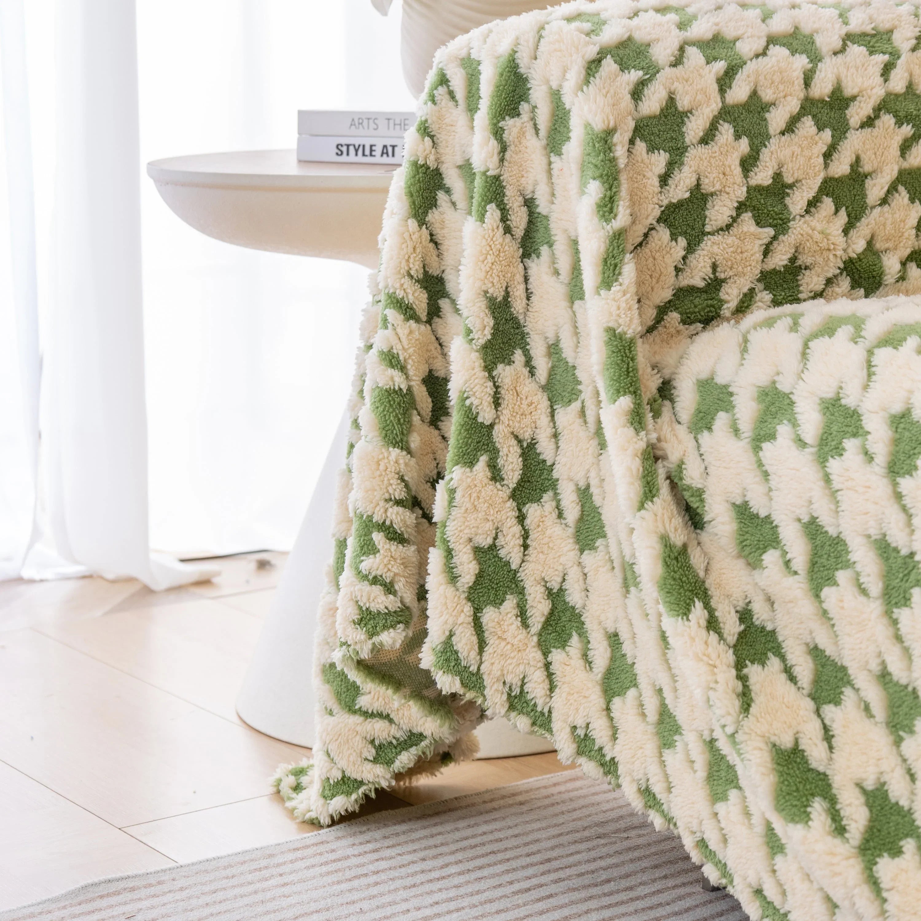 Luxury Plush Universal Couch Cover Blanket, Washable Couch Protector Houndstooth Sofa Covers - TaroTextile