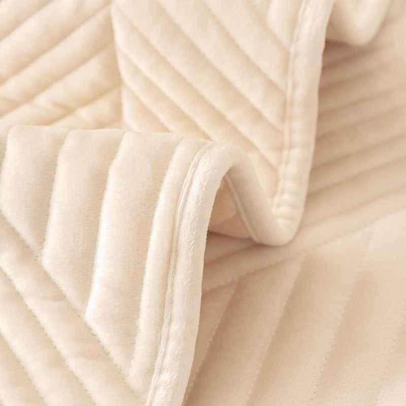 Non-slip Sofa Cover Universal Cozy Velvet Slipcovers Couch Chair Mat Cover - TaroTextile
