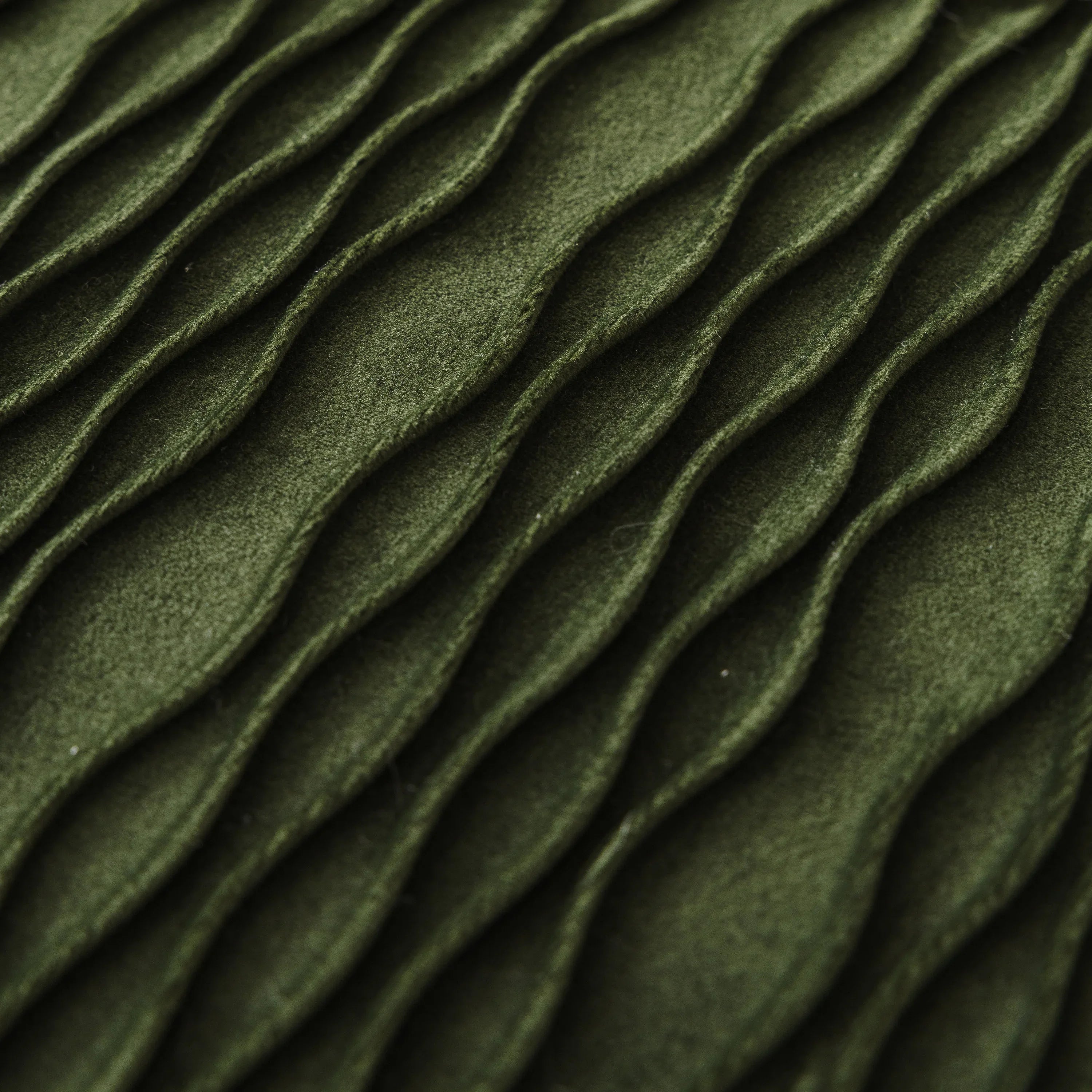 Soft Warm Flannel Couch Cover Throw Blanket with French Flounce, Beautiful Furniture Throws for Sofas - TaroTextile