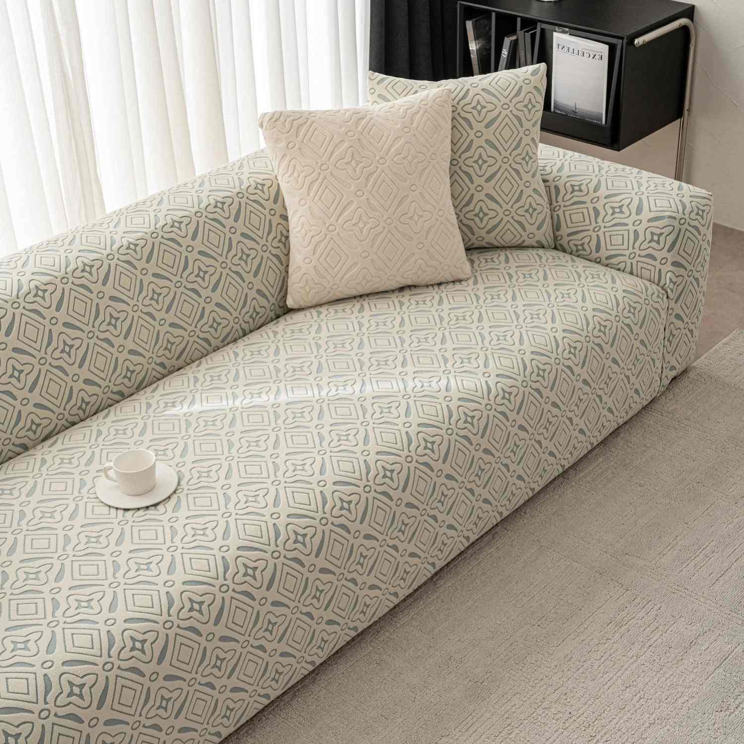 3D Jacquard Geometric Sofa Cover, High Stretch Soft Polar Fleece Slipcover for Couch
