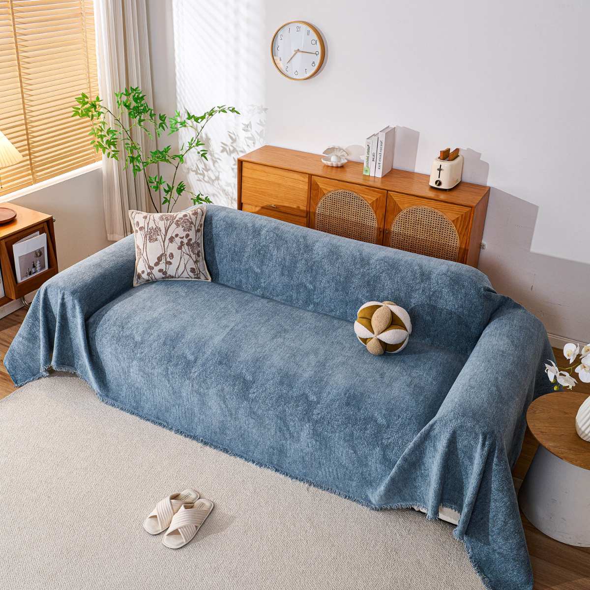 Reversible Chenille Throw Blanket - Pet-Friendly Couch Cover Machine Washable Sofa Slipcover
