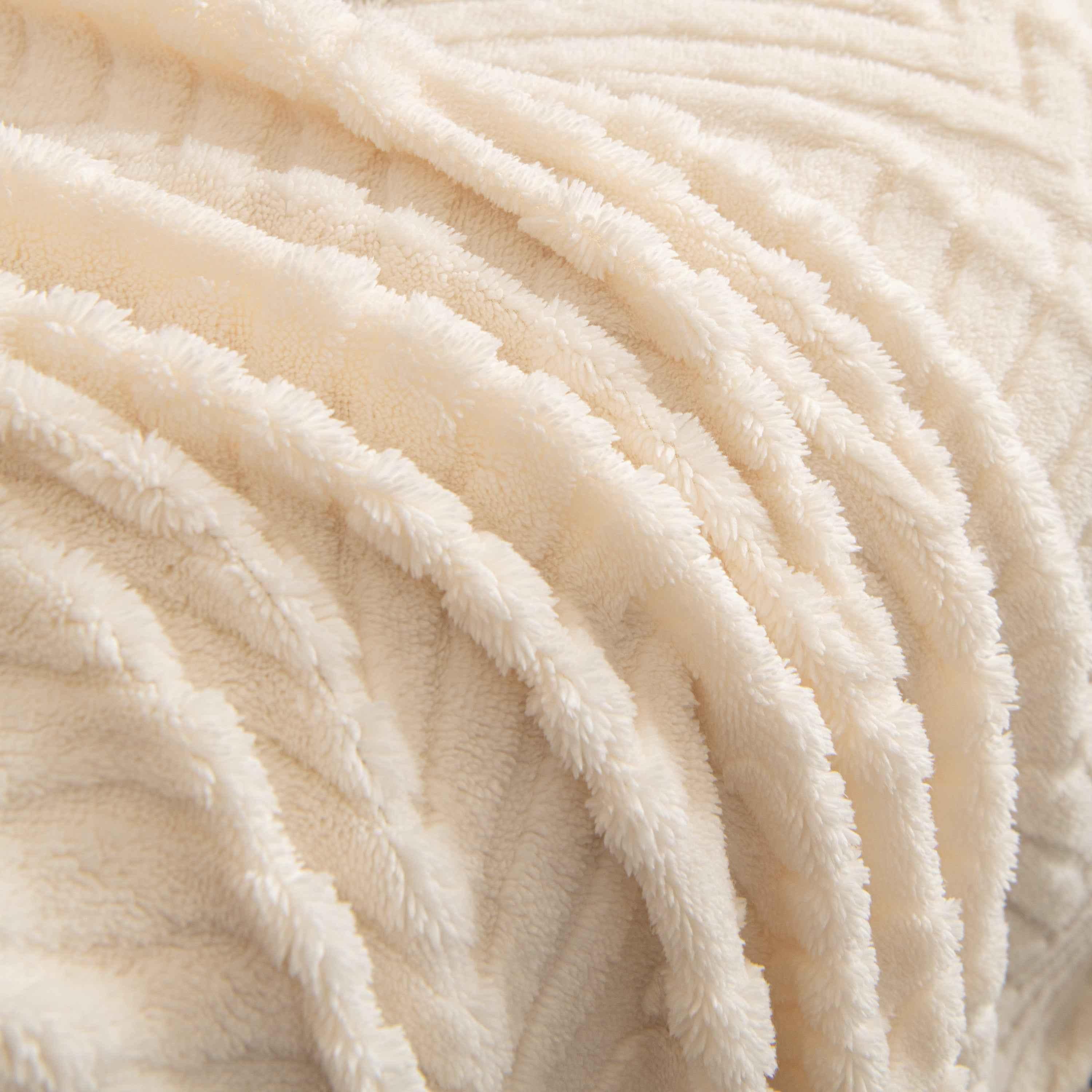 Winter Soft Plush Fleece Sofa Blanket Leaves Jacquard Couch Covers for Couches - TaroTextile