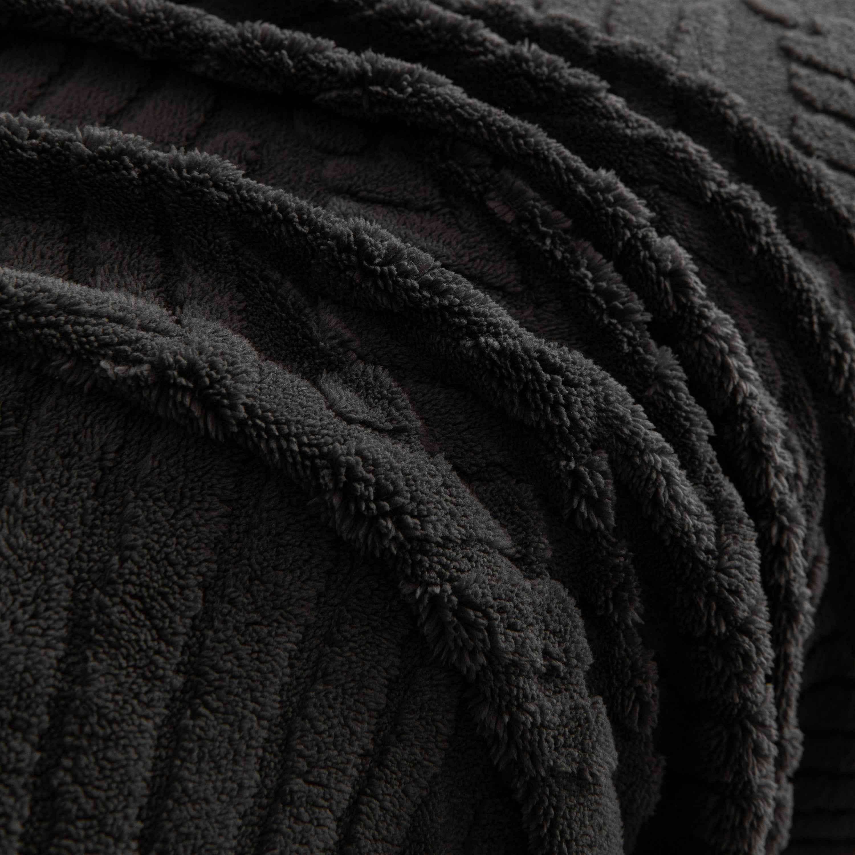 Winter Soft Plush Fleece Sofa Blanket Leaves Jacquard Couch Covers for Couches - TaroTextile