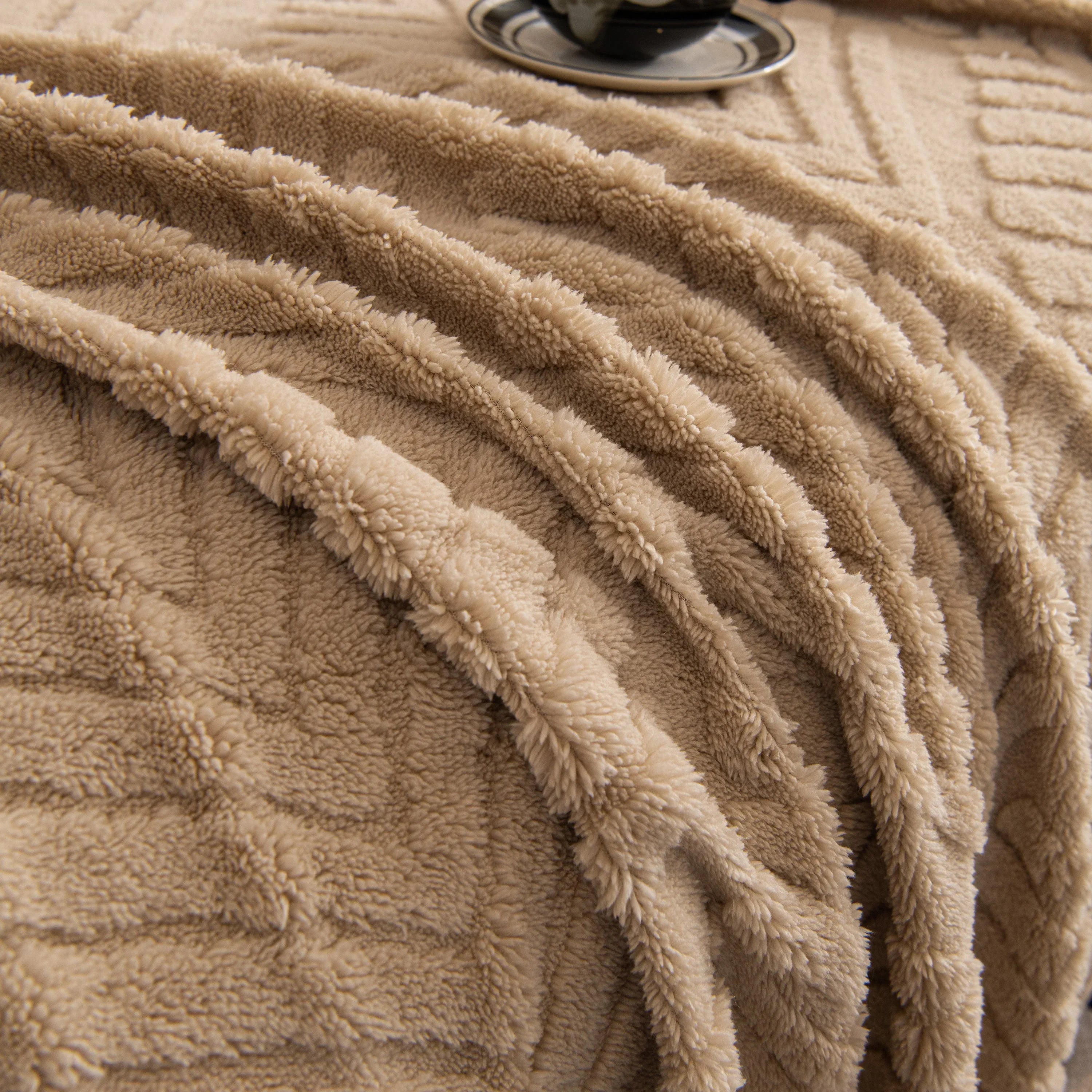 Winter Soft Plush Fleece Sofa Blanket Leaves Jacquard Couch Covers for Couches - TaroTextile