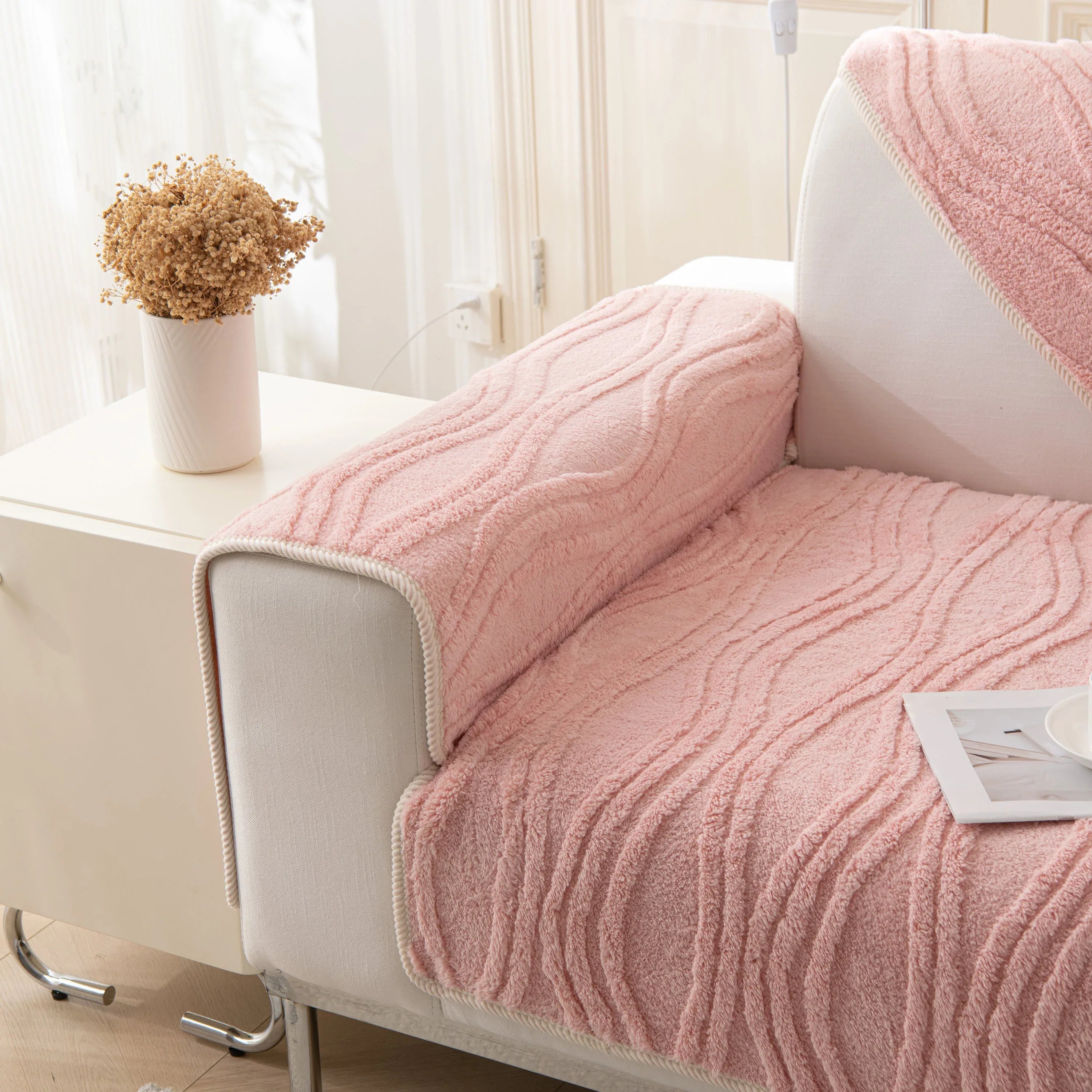 Winter Thickened Non-slip Blanket, Three-Dimensional Embossed Cotton Velvet Sofa Cover - TaroTextile