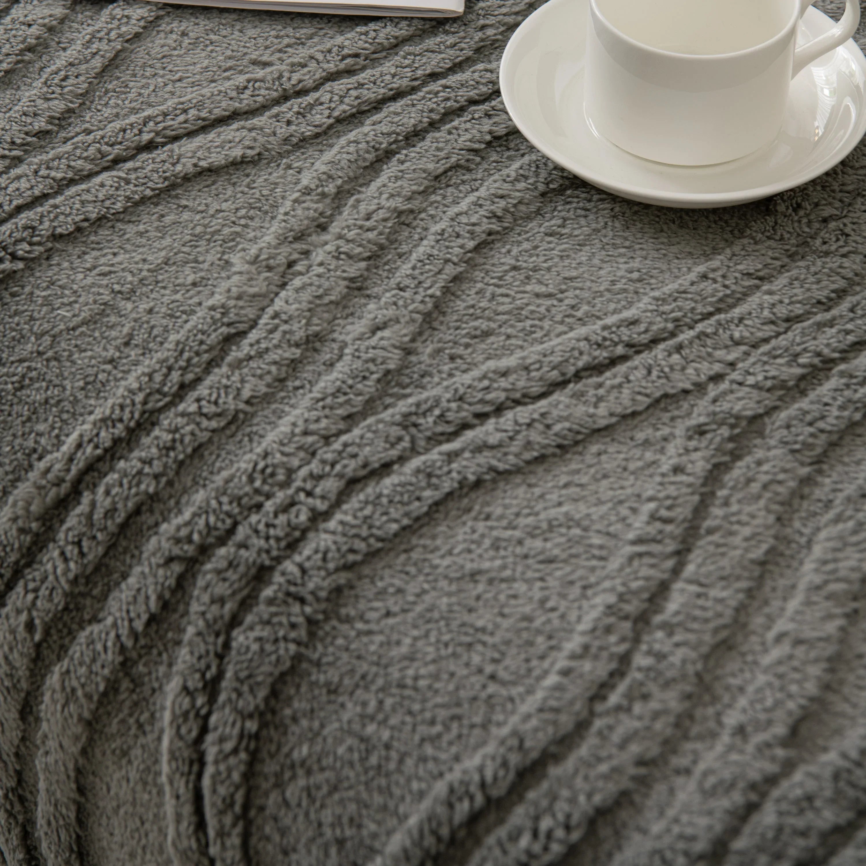 Winter Thickened Non-slip Blanket, Three-Dimensional Embossed Cotton Velvet Sofa Cover - TaroTextile