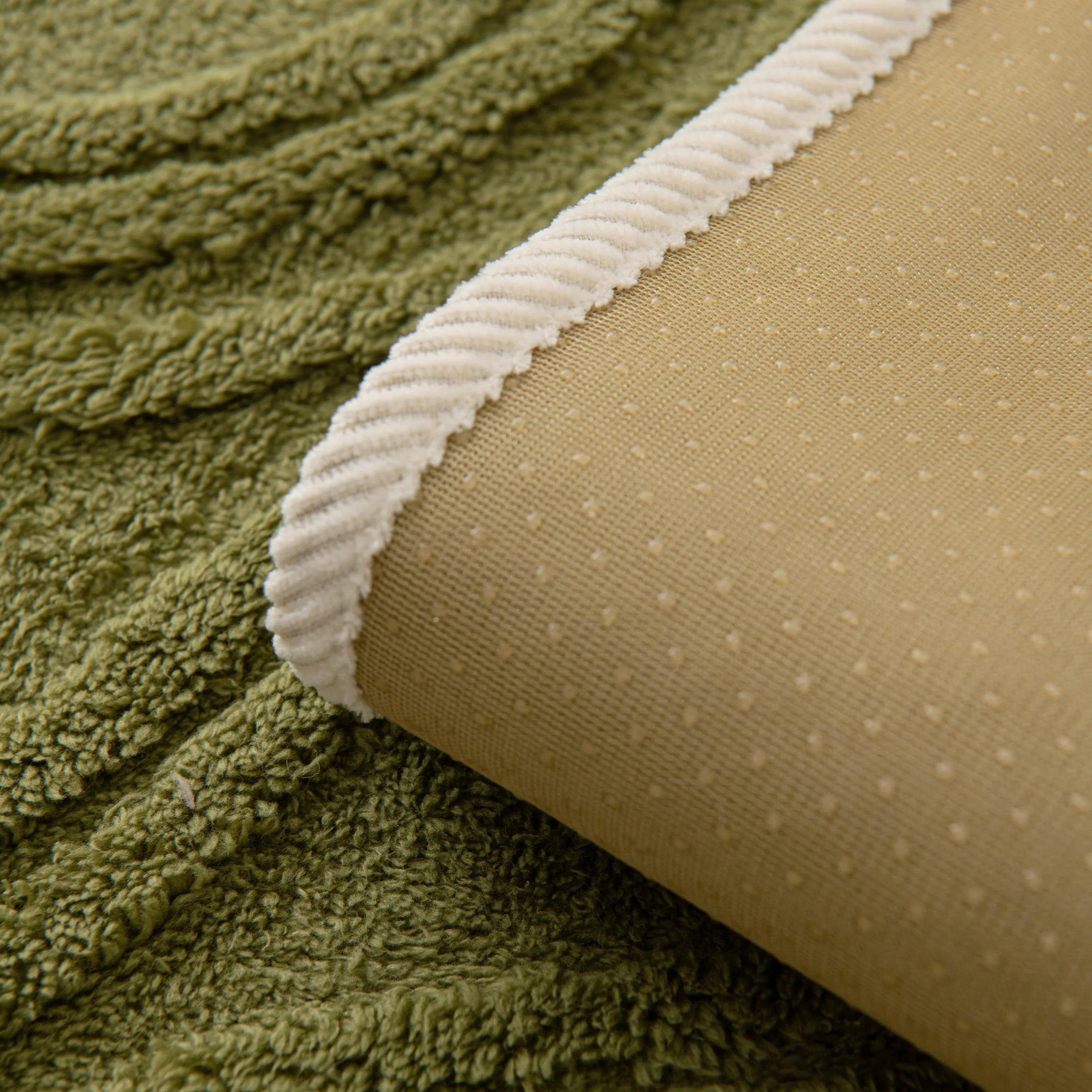 Winter Thickened Non-slip Blanket, Three-Dimensional Embossed Cotton Velvet Sofa Cover - TaroTextile