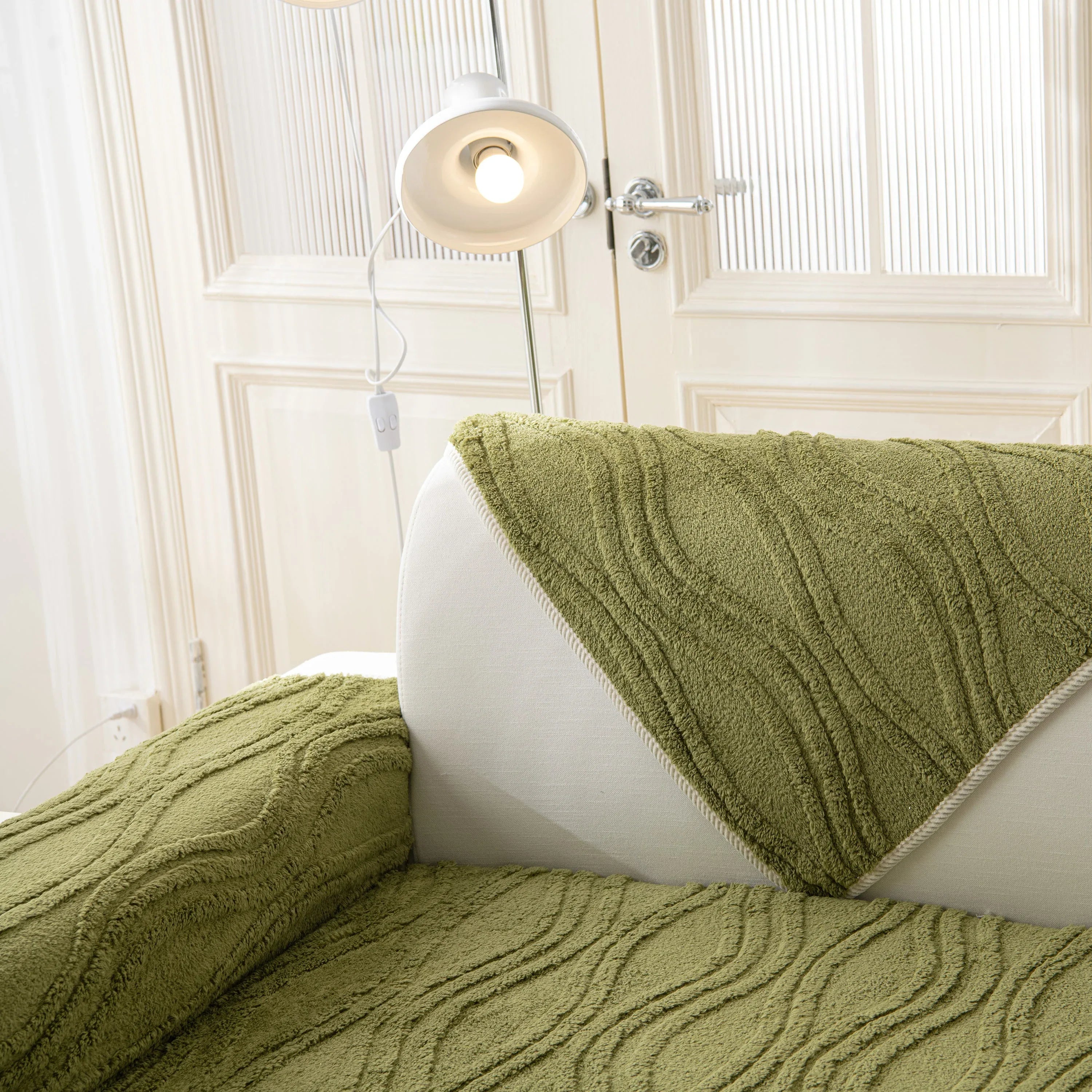 Winter Thickened Non-slip Blanket, Three-Dimensional Embossed Cotton Velvet Sofa Cover - TaroTextile