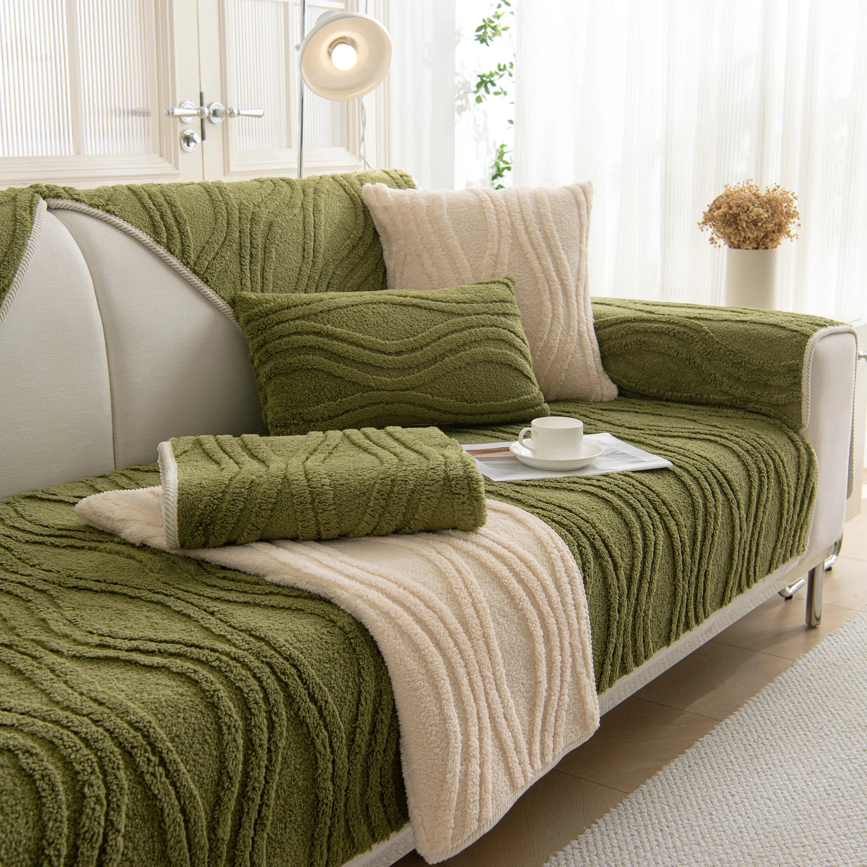 Winter Thickened Non-slip Blanket, Three-Dimensional Embossed Cotton Velvet Sofa Cover - TaroTextile