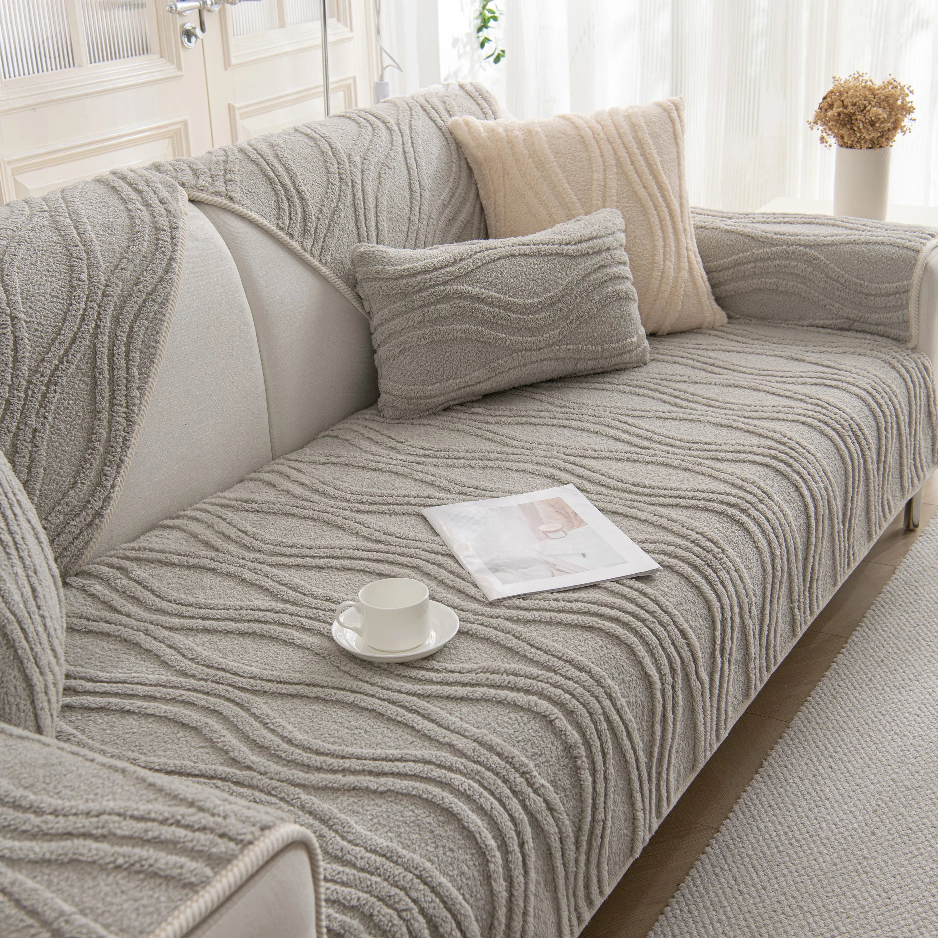 Winter Thickened Non-slip Blanket, Three-Dimensional Embossed Cotton Velvet Sofa Cover - TaroTextile