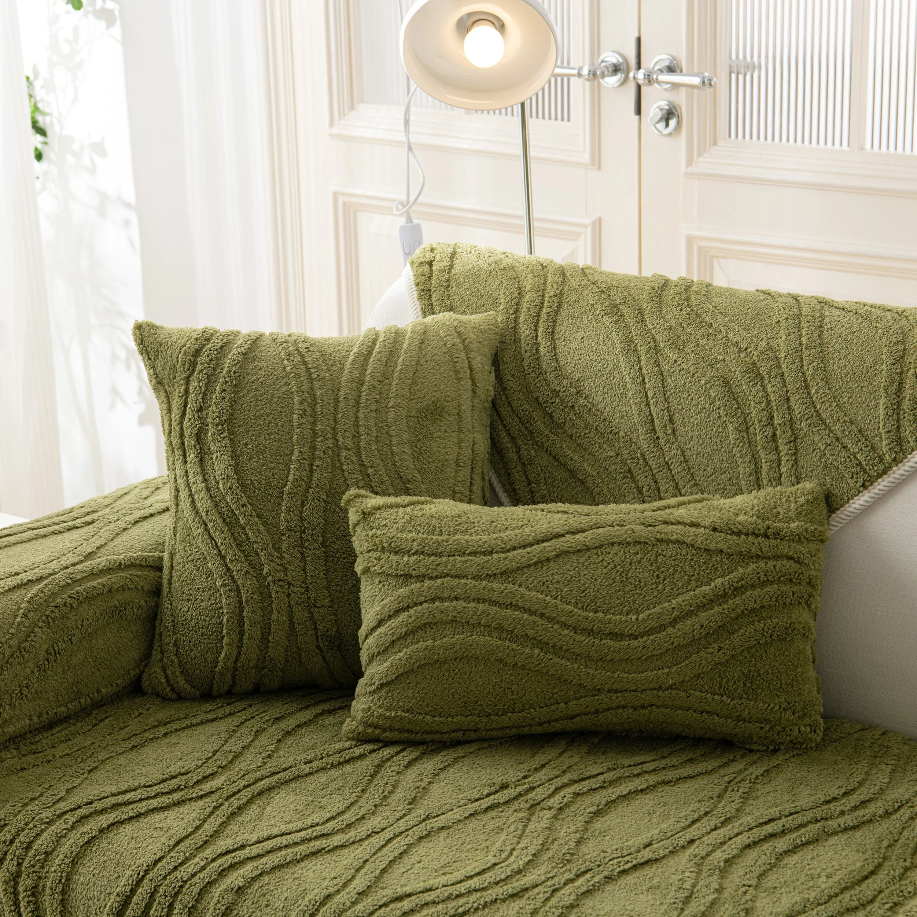 Winter Thickened Non-slip Blanket, Three-Dimensional Embossed Cotton Velvet Sofa Cover - TaroTextile